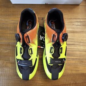 Vittoria Fusion 2 Road Cycling Shoes Fluro - Sz 40.5 EU - Mens 7.75 US - 7.25 UK